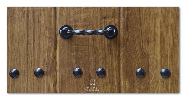 PUERTAS-SEGURIDAD-ENTRADA-VIVIENDA-ADORNO-CLAVO-JULFER-ANDREU